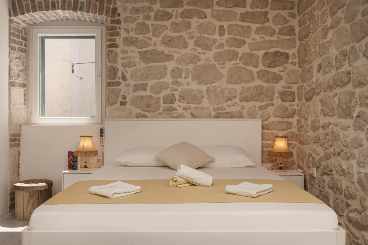 Sibenik Style Suites ภายนอก รูปภาพ