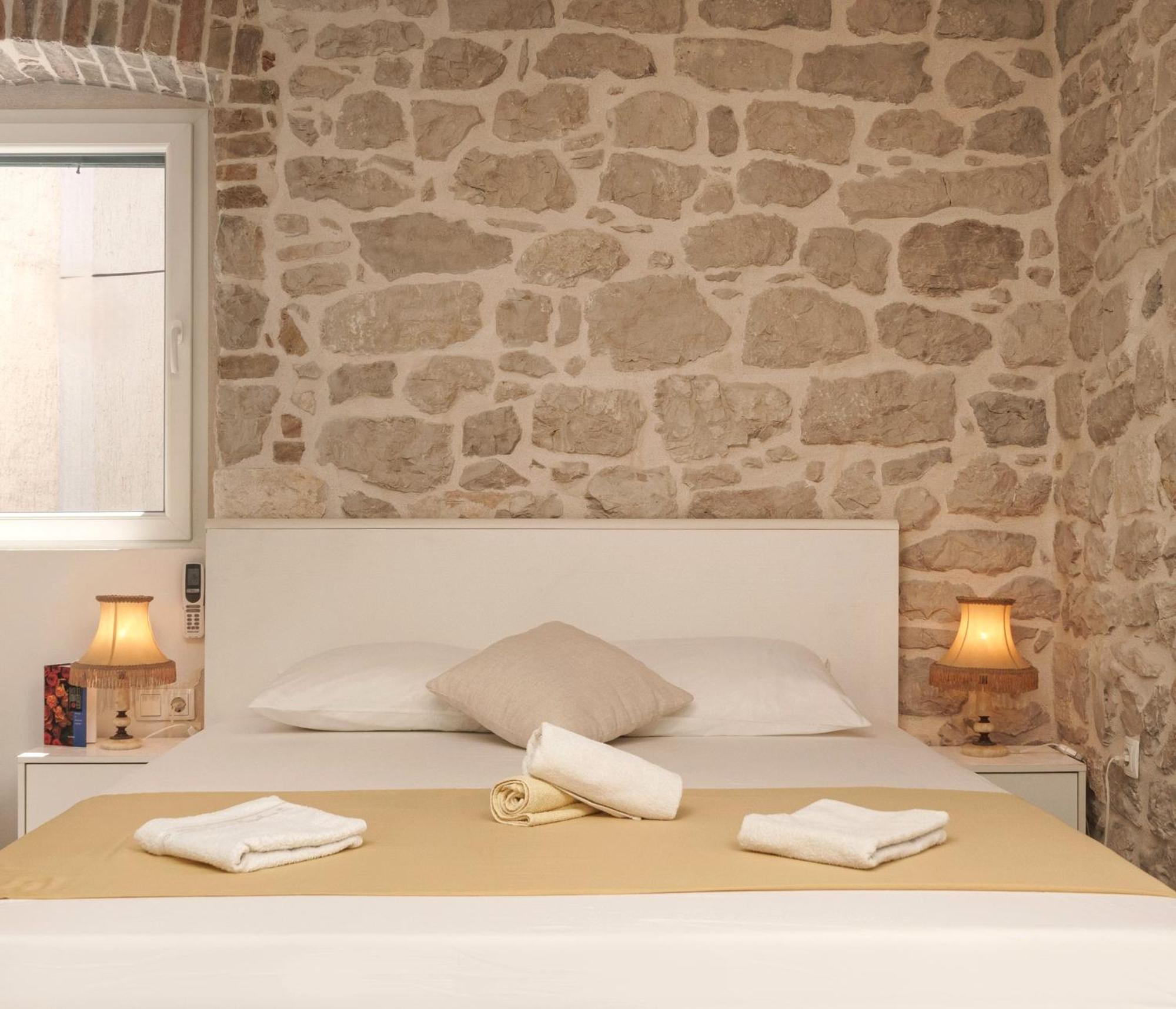 Sibenik Style Suites ภายนอก รูปภาพ